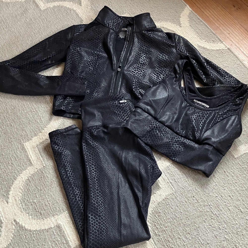 SET 3 piece Black Snake Print Leggings - Picture 16 of 16